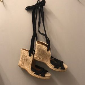 Old Navy Lace up Wedges